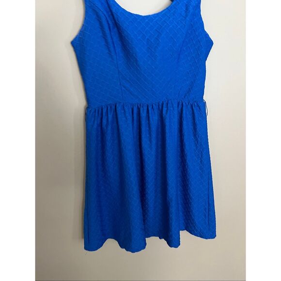 Candie’s Blue Summer Dress Woman’s Size Large Open Back - Picture 2 of 8